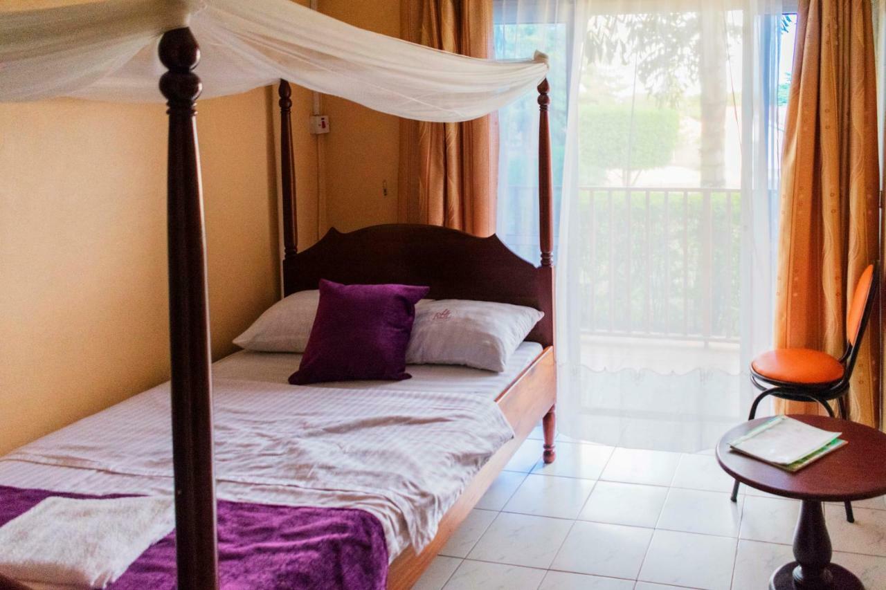 Rwenzori International Hotel Kasese Zewnętrze zdjęcie