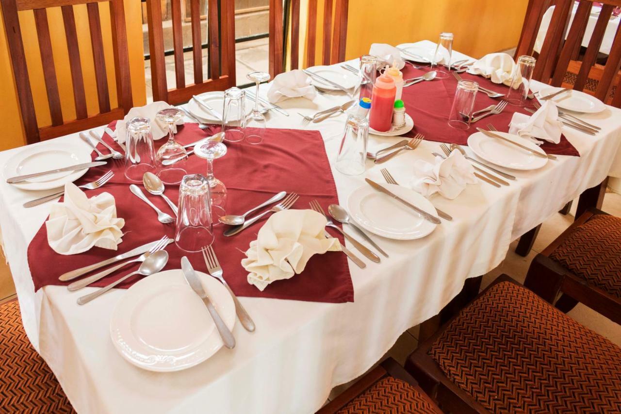 Rwenzori International Hotel Kasese Zewnętrze zdjęcie