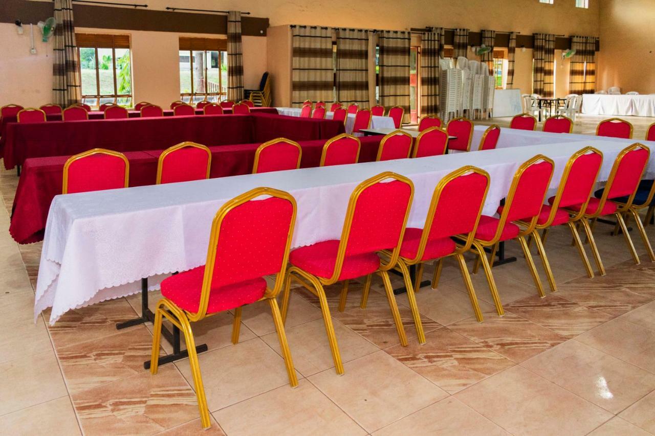 Rwenzori International Hotel Kasese Zewnętrze zdjęcie