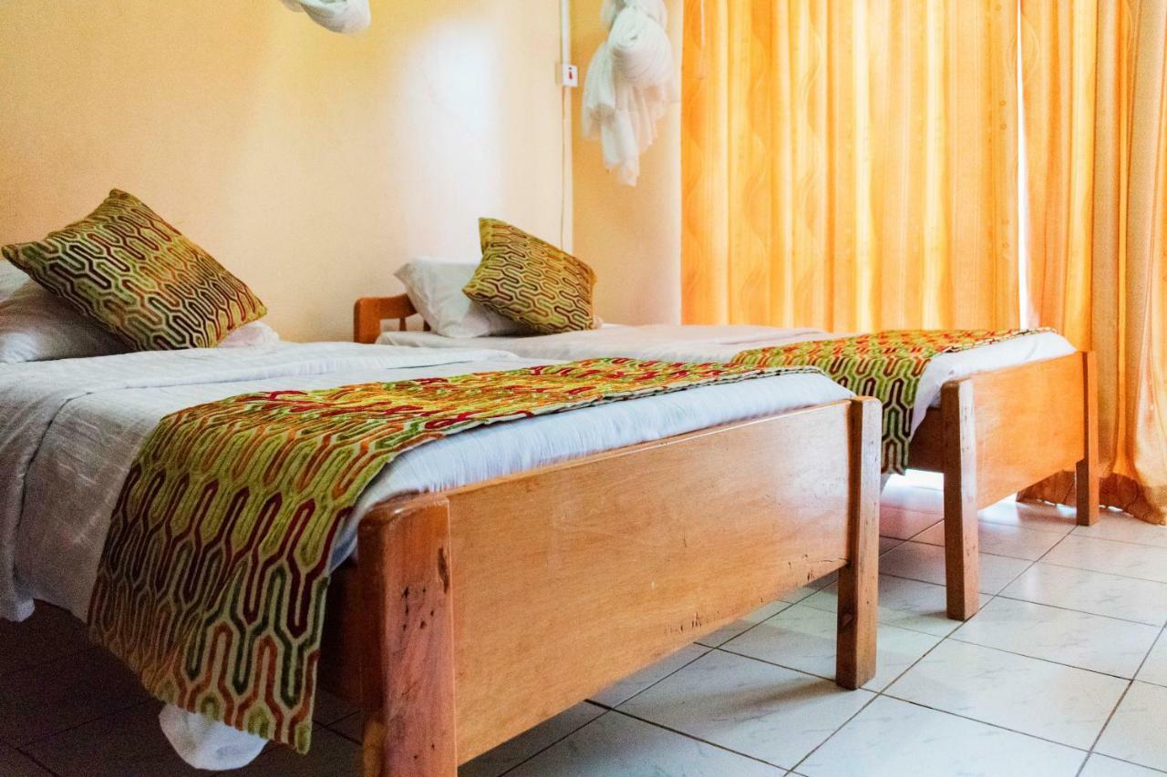 Rwenzori International Hotel Kasese Zewnętrze zdjęcie