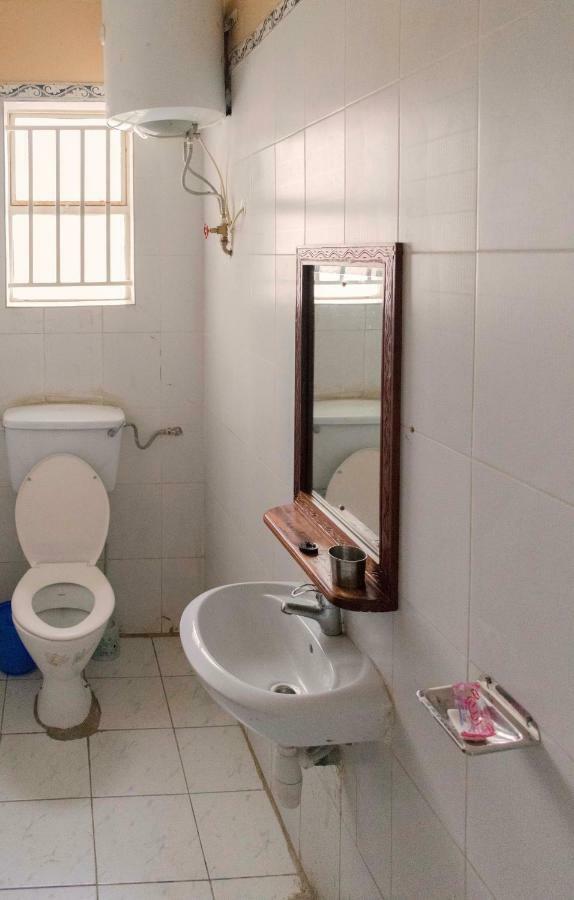 Rwenzori International Hotel Kasese Zewnętrze zdjęcie
