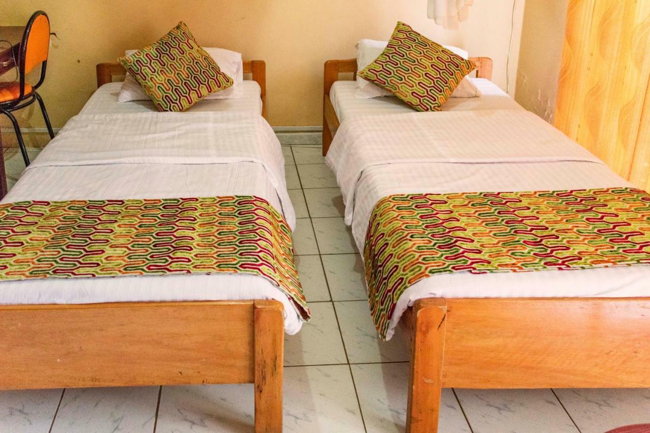 Rwenzori International Hotel Kasese Zewnętrze zdjęcie